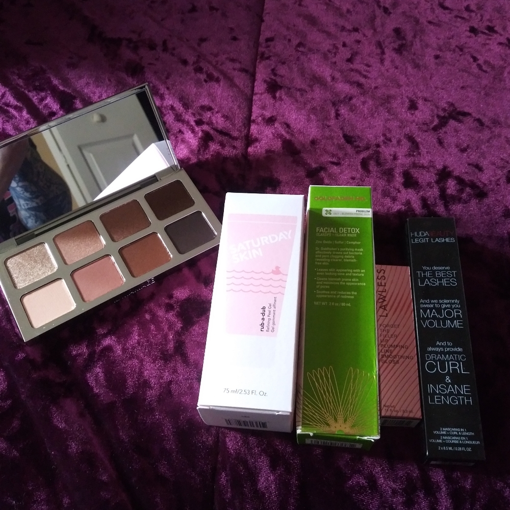 Brand new makeup/skin care bundle